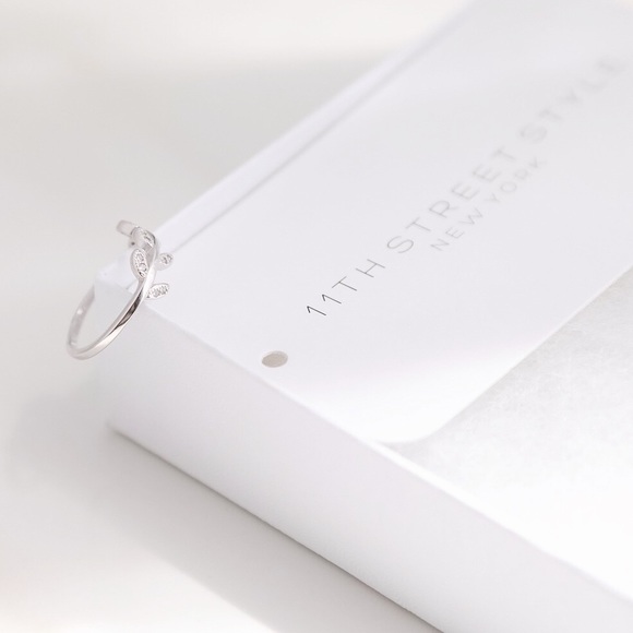 SoldOut11thStreet - Picture 4 of 5